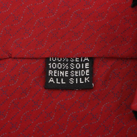Chanel Dot Red Silk Necktie - Picture 4 of 4